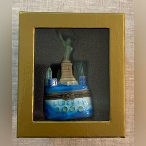 🗽 New Hinged Box 🗽 Vintage NYC Skyline